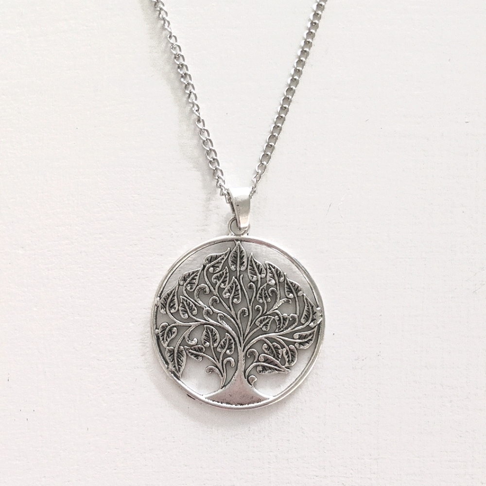 NEW Long Round Tree Necklace